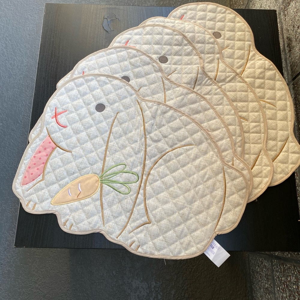 Quilted Bunny Placemat Set with Carrot Applique Easter table decor collections.
